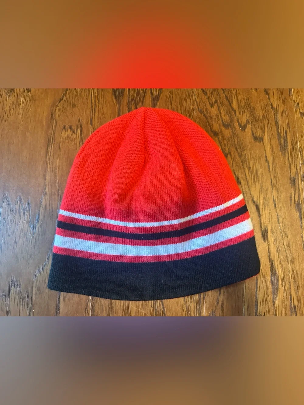 Manchester United Reversible Kids Red & Black Knit Beanie Hat Like New
